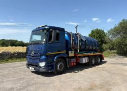 mercedes 2635 Vac Tanker