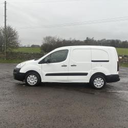 Peugeot Partner Crew Van CAZ LEZ