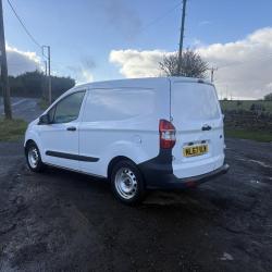 Ford Courier Van Euro 6
