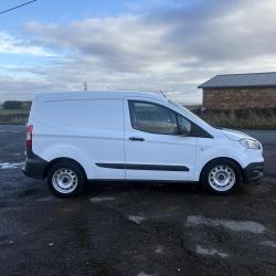 Ford Courier Van Euro 6