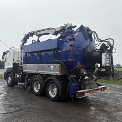 Hino 2838 Vacuum Tank