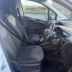 Ford Courier Van Euro 6